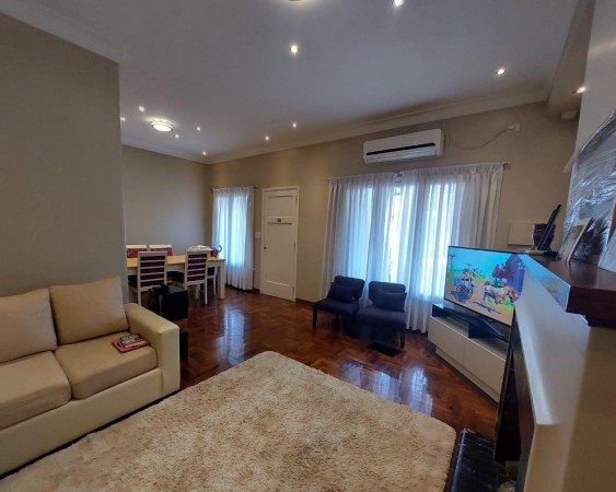 Casa en venta en Castelar Norte- 3 ambientes!