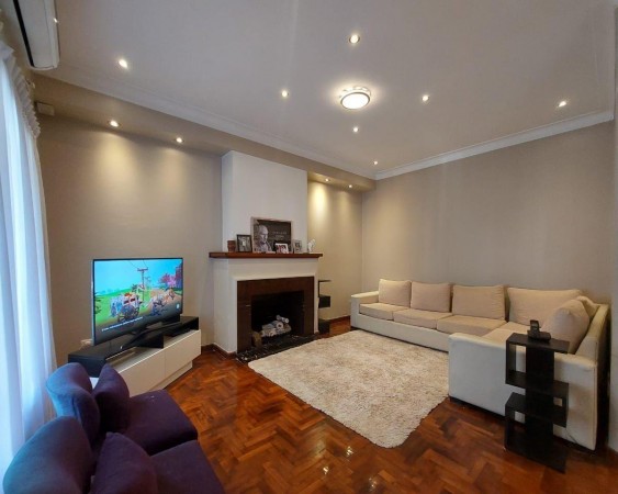 Casa en venta en Castelar Norte- 3 ambientes!