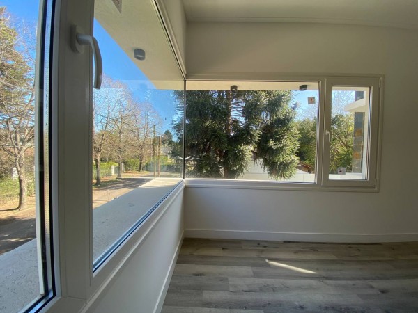 Casa a estrenar en Parque Leloir - 4 ambientes - Impecable!