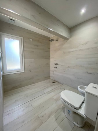 Casa a estrenar en Parque Leloir - 4 ambientes - Impecable!