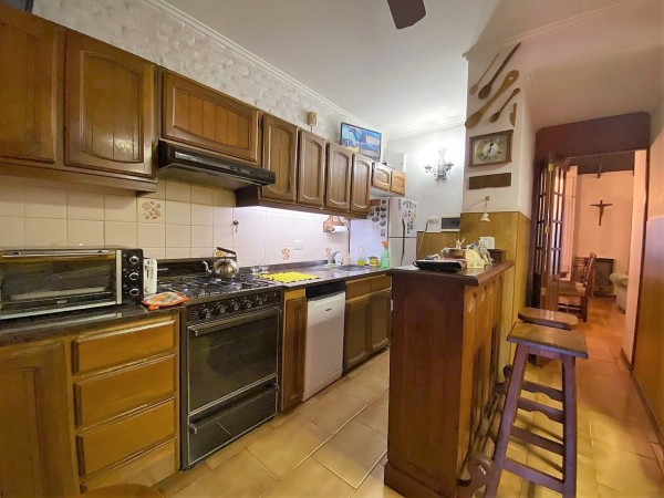 Nuevo Valor! Casa en venta en Castelar Norte sobre dos lotes!