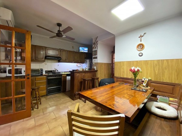 Nuevo Valor! Casa en venta en Castelar Norte sobre dos lotes!