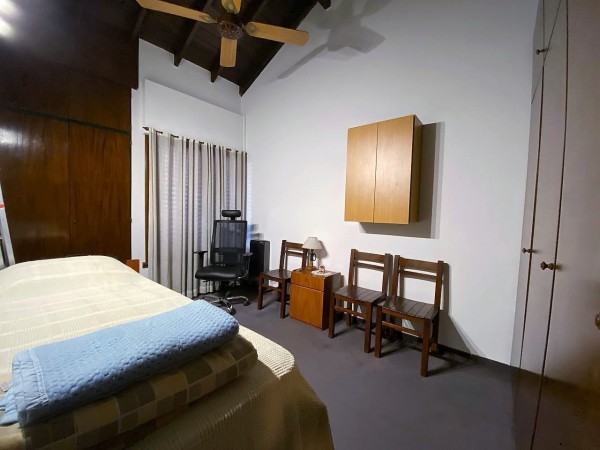 Nuevo Valor! Casa en venta en Castelar Norte sobre dos lotes!