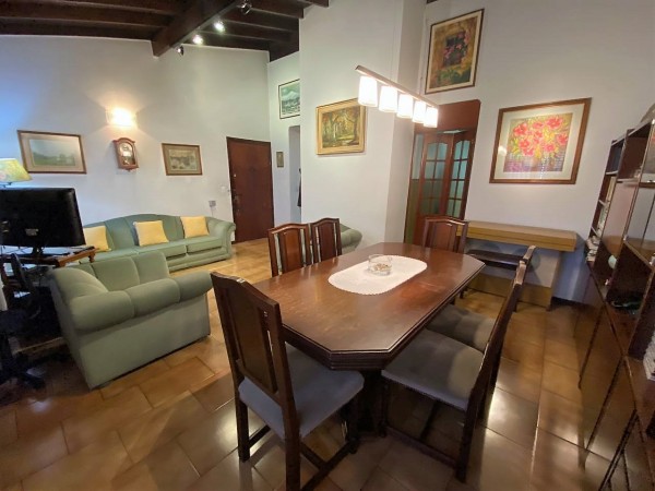 Nuevo Valor! Casa en venta en Castelar Norte sobre dos lotes!