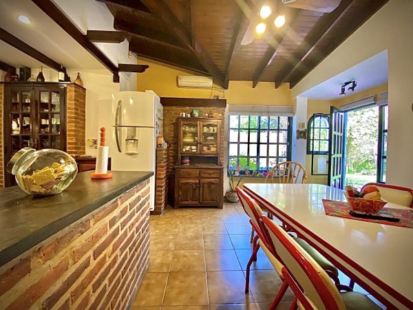 NUEVO VALOR! - Casa en Venta en Castelar Norte - Lote 10x 61!