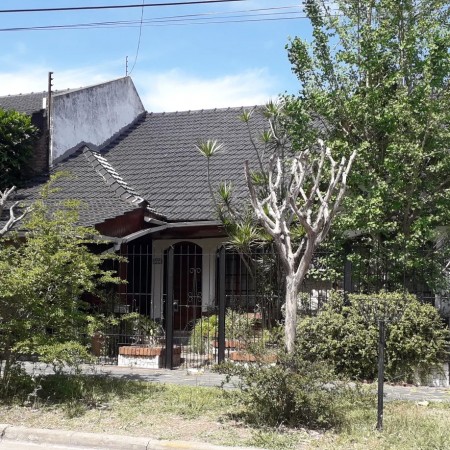Sarrachaga 3084 - Castelar Norte- Chalet 4 amb