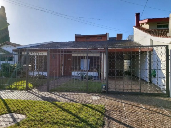 Larralde 2463 ‼ Chalet 4 ambientes sobre lote de 10 x 45