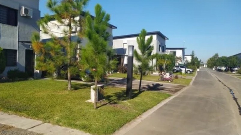 Duplex en venta en Barrio Cerrado Umbrales de la Merced -