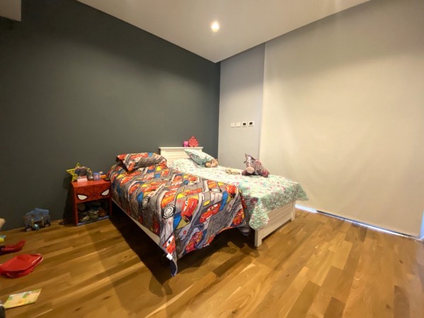 Casa en Venta en Country Terravista - 7 ambientes - Impecable!