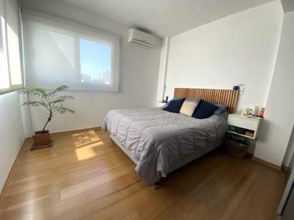 NUEVO VALOR! En Venta Impecable departamento 3 ambientes en Moron - con cochera!