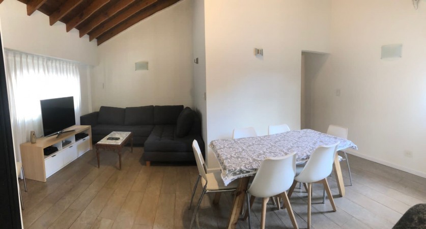 Anatole France 1700 - Casa 3 ambientes en Ph ... IMPECABLE !