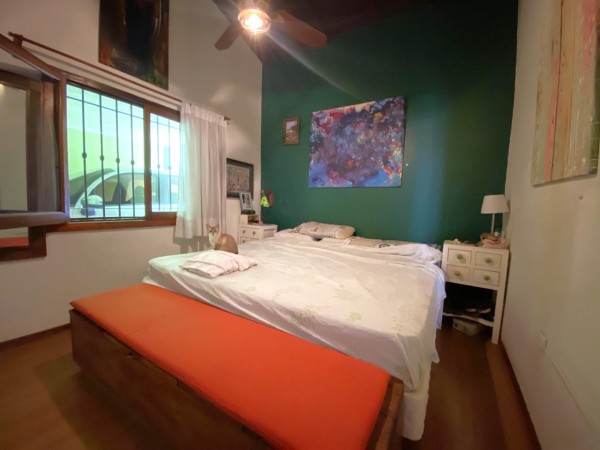 Casa en venta en Barrio Aeronautico - 3 ambientes!