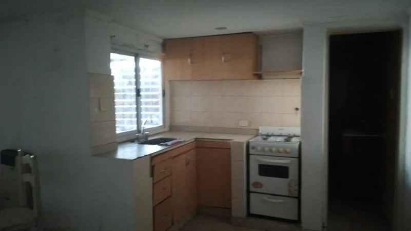 Salvador Cetra 2000 ! Ituzaingo - Casa 4 amb + Dto 3 amb