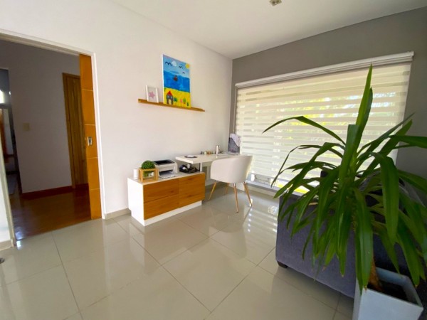 NUEVO VALOR! Hermosa casa en Country Terravista - 4 dormitorios! FINANCIA