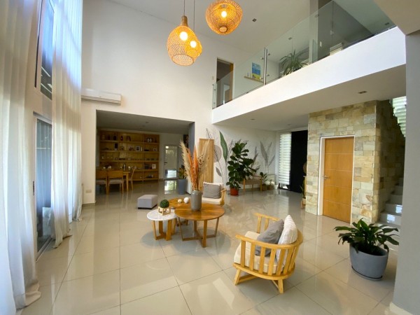 NUEVO VALOR! Hermosa casa en Country Terravista - 4 dormitorios! FINANCIA