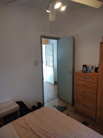 Castelar Centro - Casa en Ph 2 amb con patio !