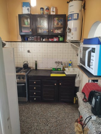 Castelar Centro - Casa en Ph 2 amb con patio !