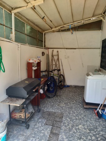 Castelar Centro - Casa en Ph 2 amb con patio !