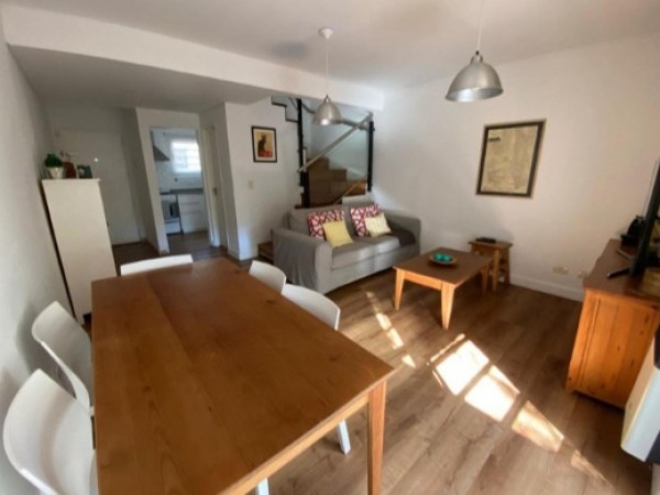 Colonia 1200 ! Duplex 3 ambientes - Permuta !