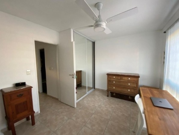 Colonia 1200 ! Duplex 3 ambientes - Permuta !