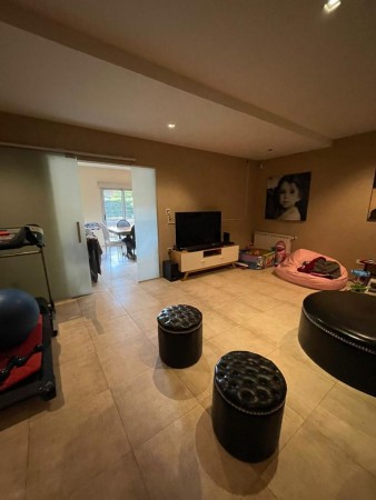 Casa en Venta en Parque Leloir - 5 ambientes!