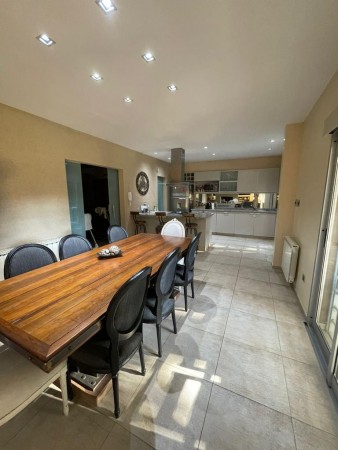 Casa en Venta en Parque Leloir - 5 ambientes!