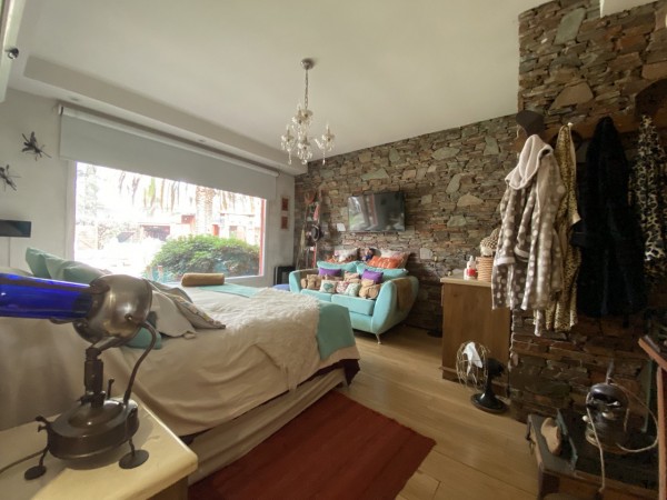 Casa Quinta en Venta en Parque Leloir - 5 ambientes