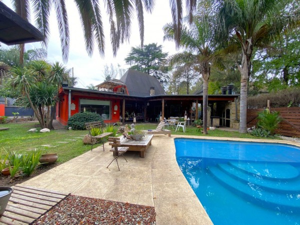 Casa Quinta en Venta en Parque Leloir - 5 ambientes