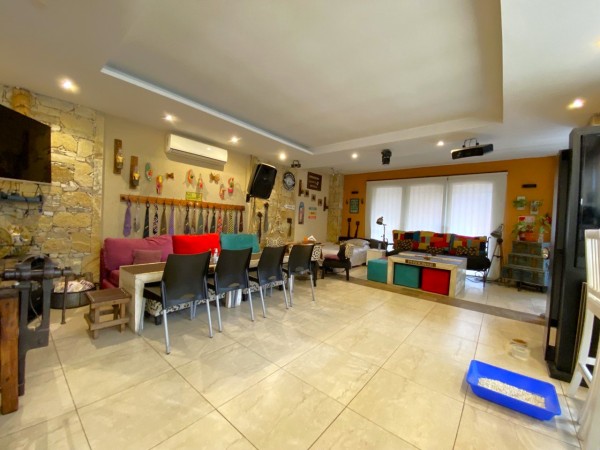 Casa Quinta en Venta en Parque Leloir - 5 ambientes