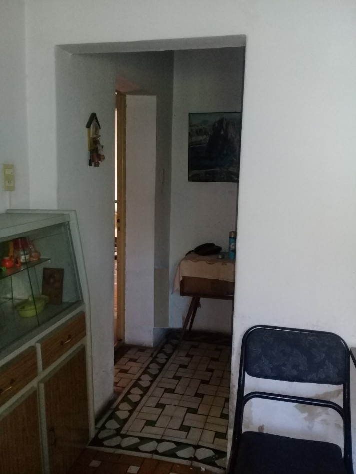Chivilcoy 2608 - Casa 3 ambientes mas Local !!!