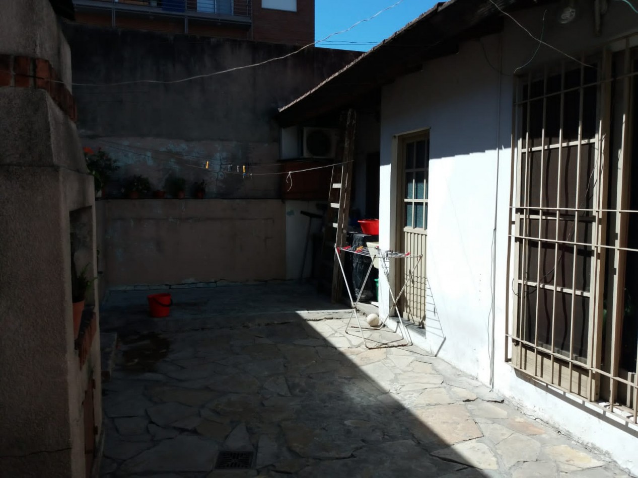 2 casas 3 ambientes en Ph ! Ideal para 2 familias !!