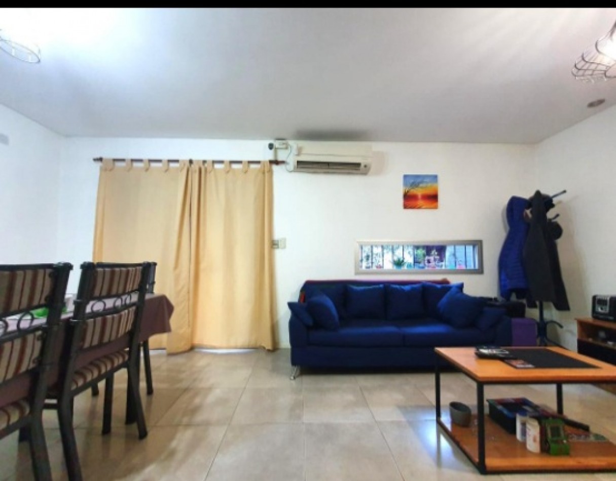 Pringles 1.600 - Duplex 4 ambientes ! Acepta Permutas
