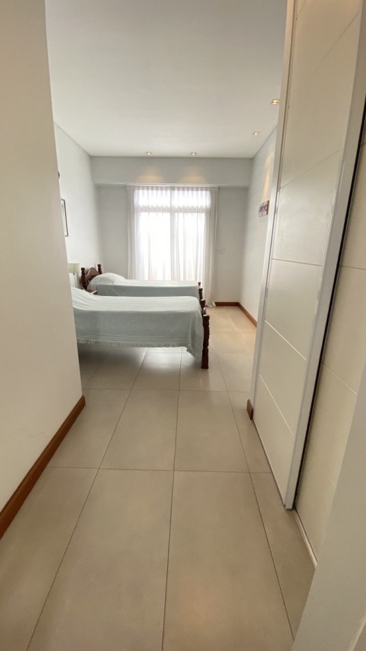 Casa en Venta en Excelente Zona de Ituzaingo - 5 ambientes
