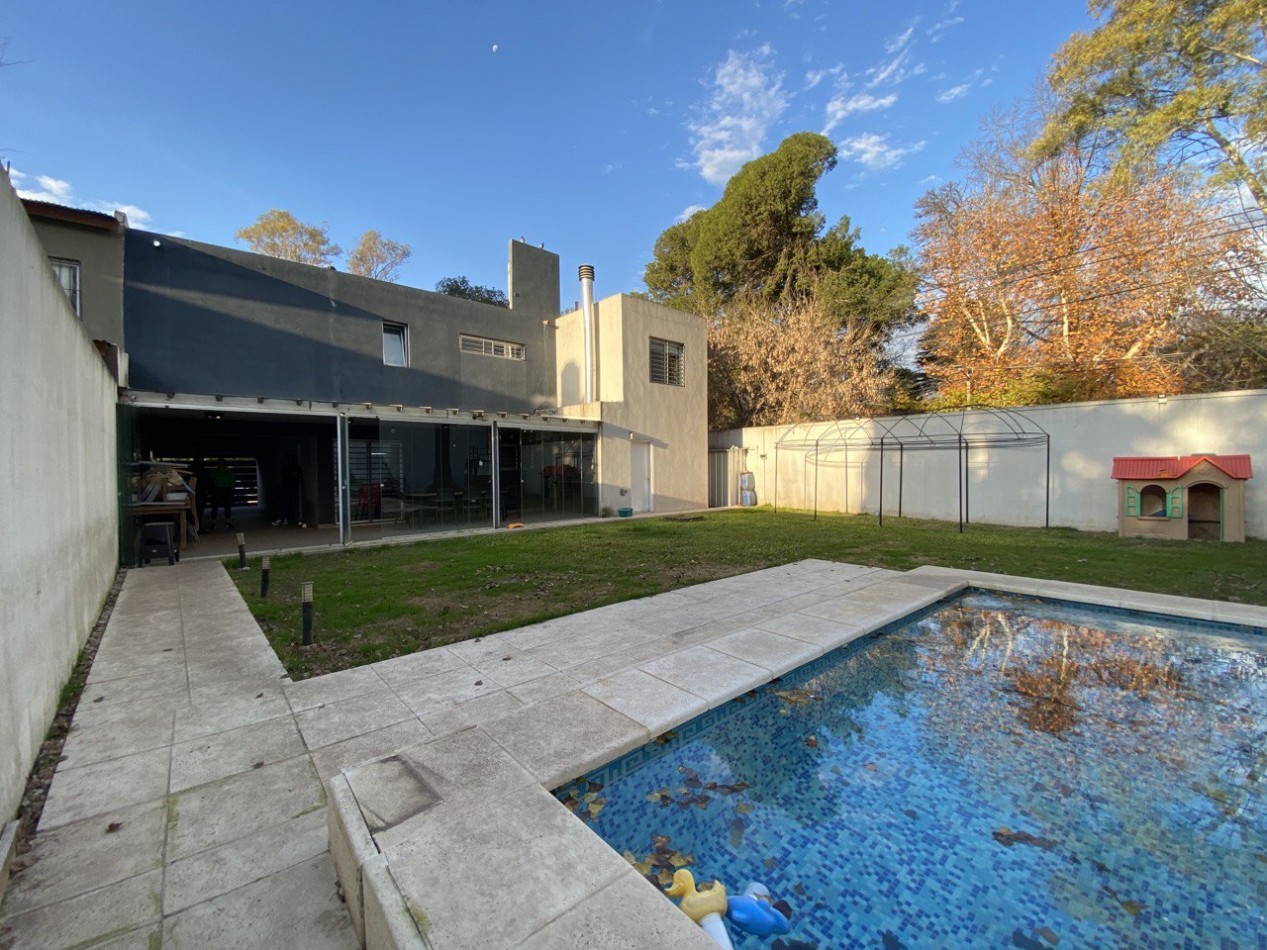 Hermosa casa en Parque Leloir - 5 ambientes!