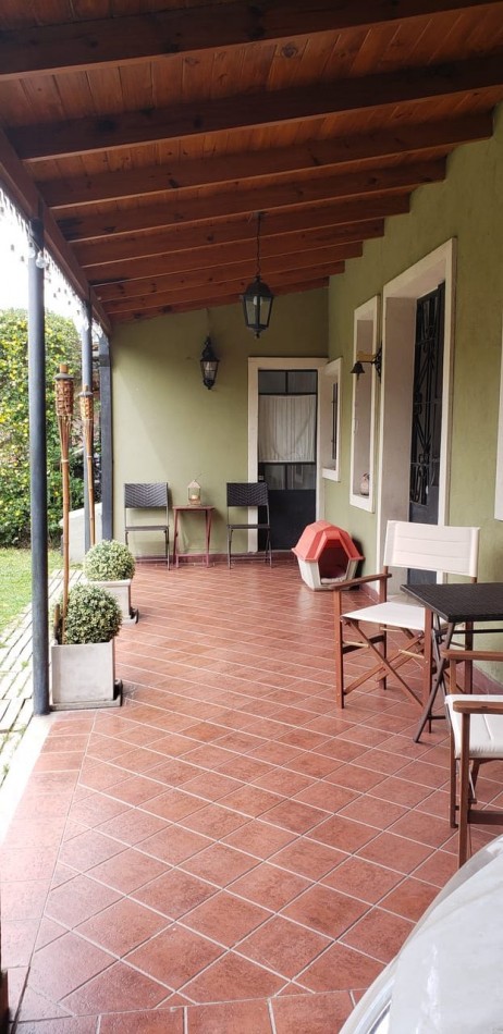 Armada Argentina 800 ! Casa Minimalista 5 ambientes