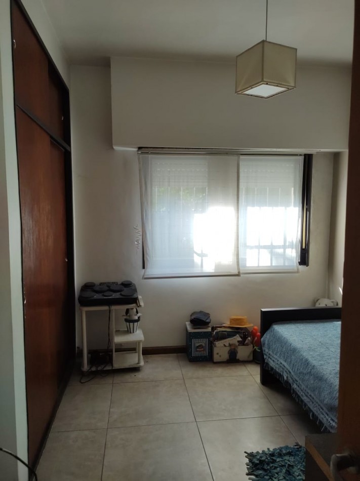Rivadavia 19.291 - Chalet 6 ambientes