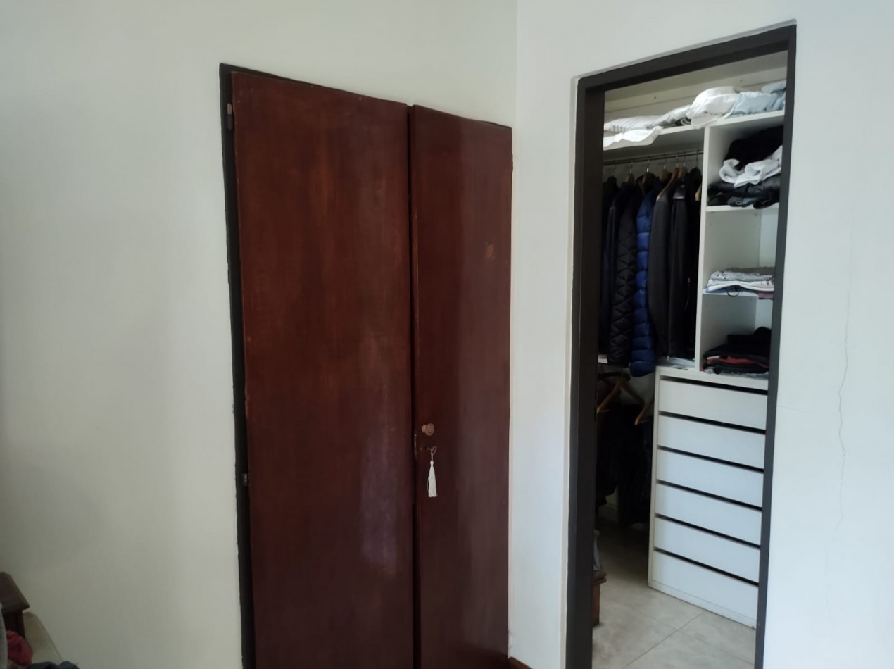 Rivadavia 19.291 - Chalet 6 ambientes