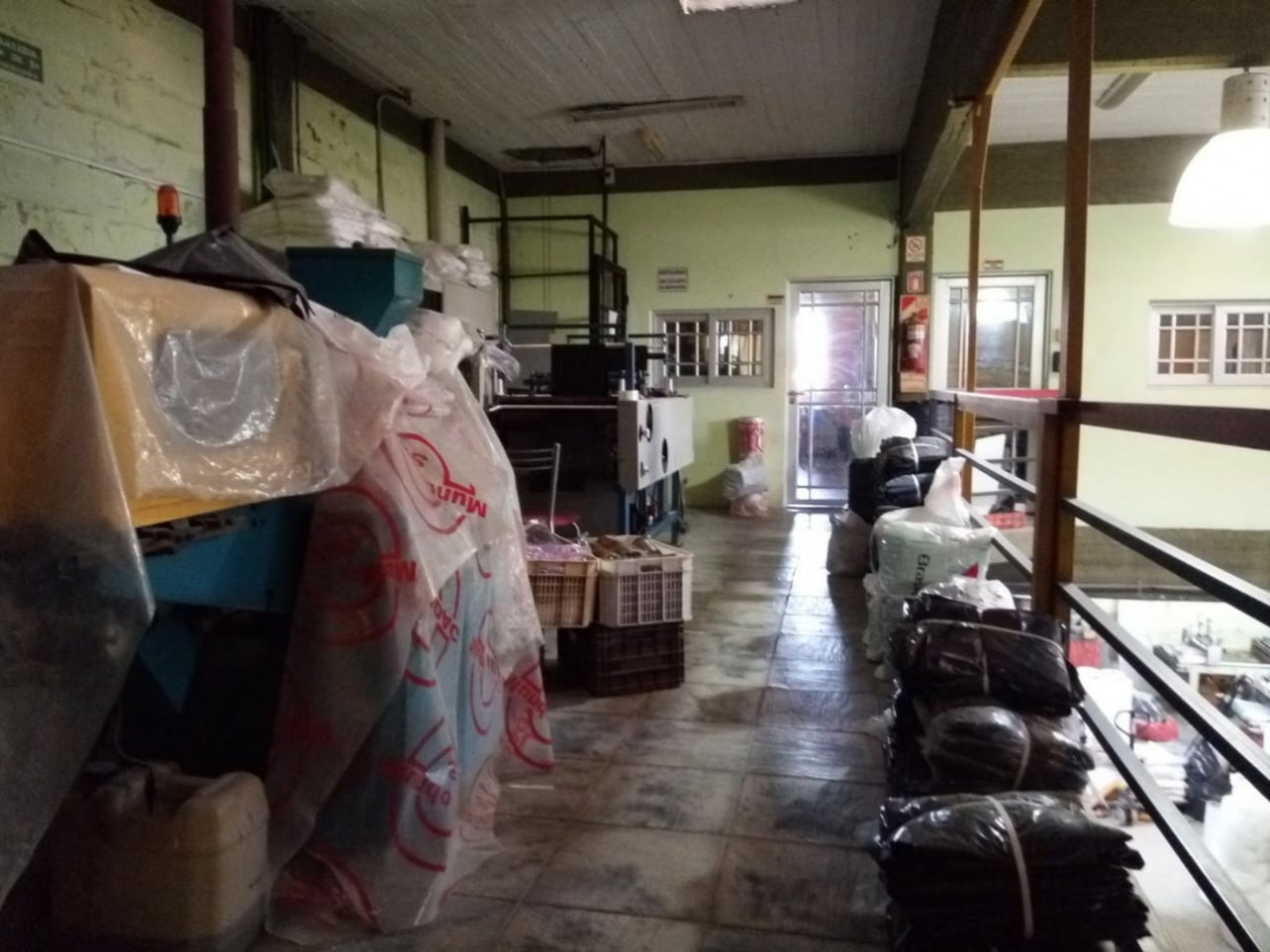 Fabrica en Venta ‼ Caaguazu 1696 esq Quiroz