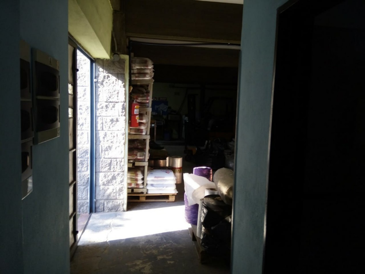Fabrica en Venta ‼ Caaguazu 1696 esq Quiroz