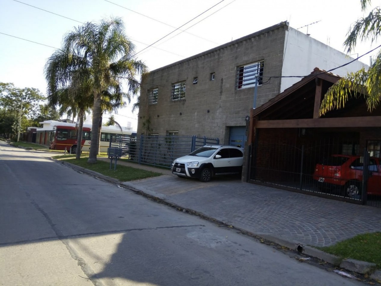 Fabrica en Venta ‼ Caaguazu 1696 esq Quiroz
