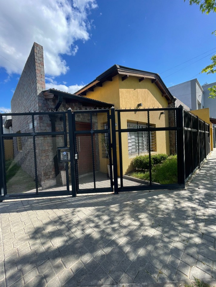Zapiola y Arredondo ‼ Chalet 4 ambientes impecable