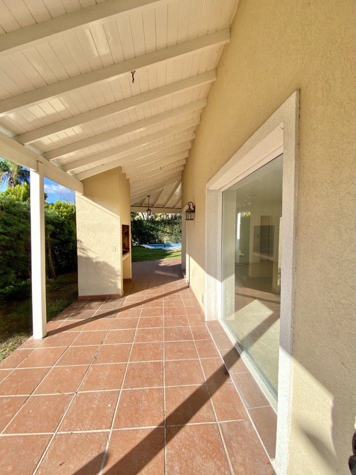 Casa en Venta en Banco Provincia - 4 ambientes!