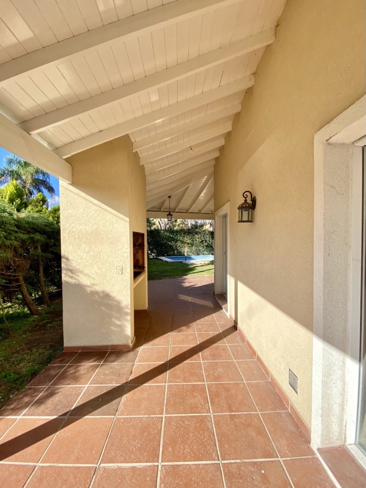 Casa en Venta en Banco Provincia - 4 ambientes!