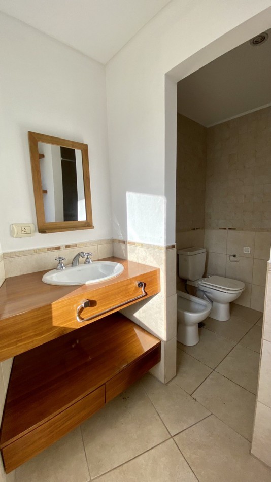 Casa en Venta en Banco Provincia - 4 ambientes!