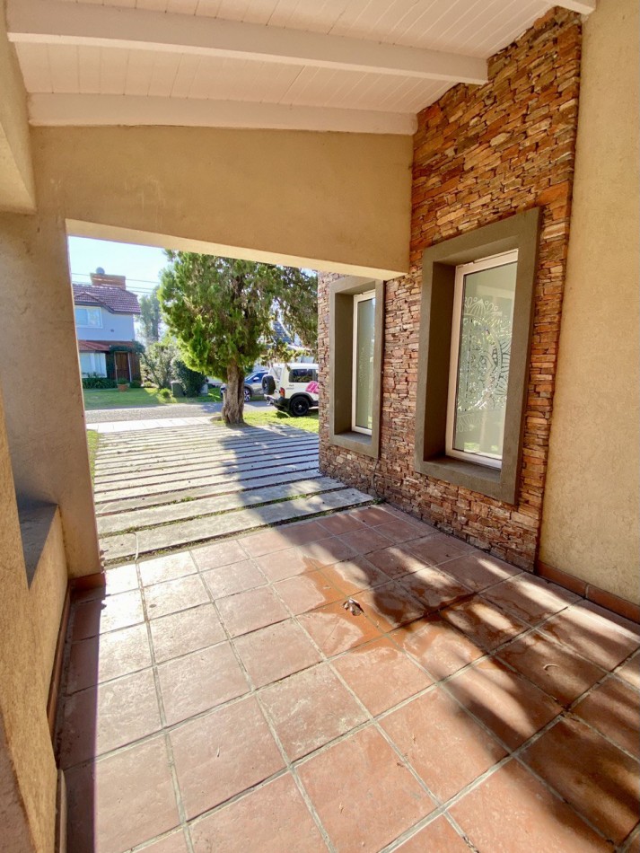 Casa en venta en Country Banco Provincia -
