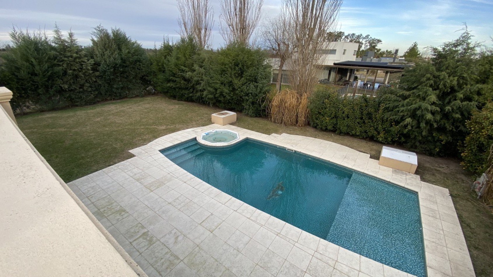 Casa en venta en Country La Concepcion - Lujan - 5 ambientes!