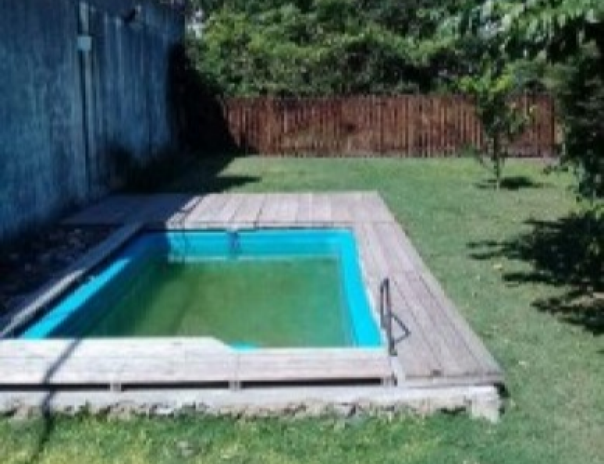Gelpi 626 ! Casa 3 ambientes ... lote de 8.66 x 48