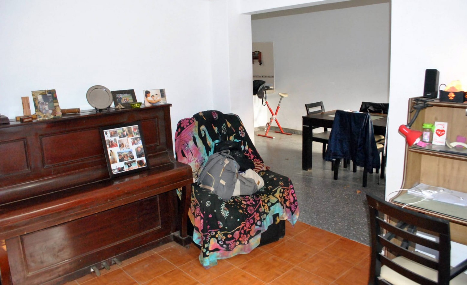 Pio Colivadino 2195 - Casa americana 4 ambientes !