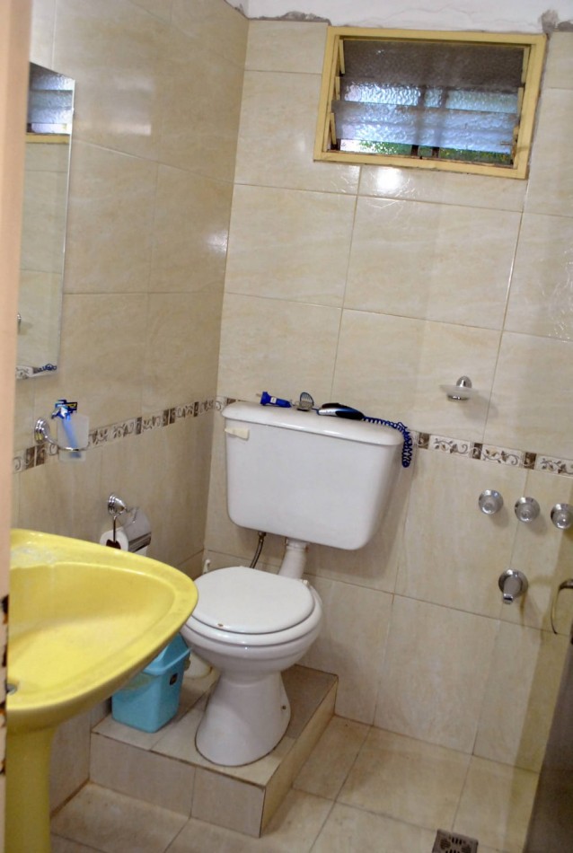 Pio Colivadino 2195 - Casa americana 4 ambientes !