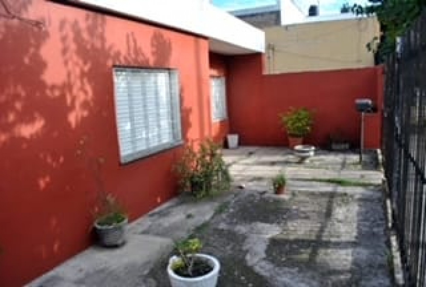 Pio Colivadino 2195 - Casa americana 4 ambientes !